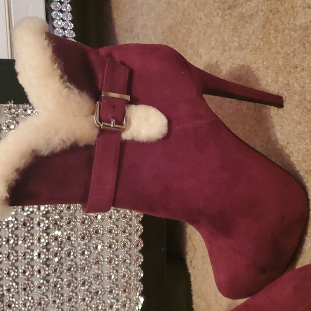 Shoe Dazzles Chanya in the color Plum